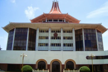 22 ஆம் திருத்தச் சட்டத்திற்கெதிராக உயர் நீதிமன்றில்  மனுதாக்கல்