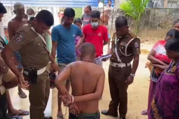 திருடனுக்கு அதிர்ச்சி கொடுத்த யாழ் மக்கள் (படங்கள்)