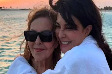 இலங்கை நடிகை ஜாக்குலின் பெர்னாண்டஸின் தாயார் காலமானார்!