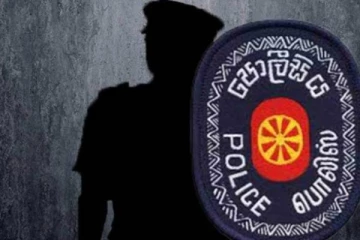 பெண்ணொருவரிடம் பாலியல் இலஞ்சம் கோரிய இரு பொலிஸ் அதிகாரிகளுக்கு நேர்ந்த கதி!