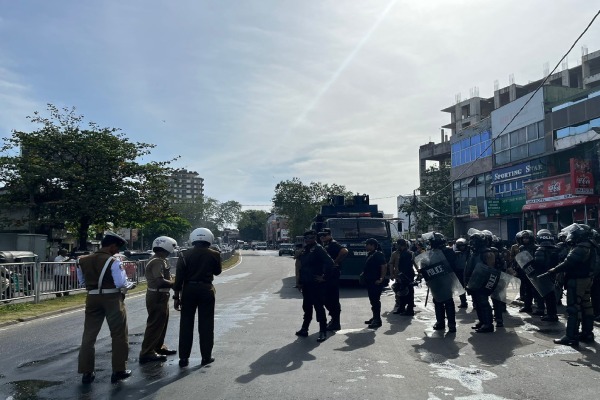 ஆர்ப்பாட்டத்தில் ஈடுபட்ட 22 பேர் காவல்துறையினரால் கைது | Kirulapana Protest
