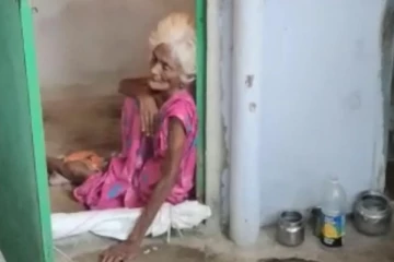கழிவறைக்குள் கேட்ட முனங்கல் சத்தம்... பதறிப்போய் திறந்தவர்களுக்கு காத்திருந்த பேரதிர்ச்சி! ஐயோ  யாராவது வாங்களேன்