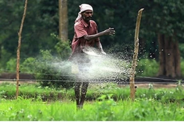 கையிருப்பில் உள்ள இரசாயன உரங்களை விவசாயிகளுக்கு வழங்க அனுமதி