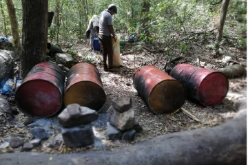 வடிசாராயம் உற்பத்தி செய்த ஒருவர் கைது; நால்வர் தப்பியோட்டம்
