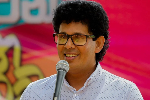 ரணிலின் கைது விவகாரத்தில் தவறிழைத்த காவல்துறை : அஜித் பி பெரேரா குற்றச்சாட்டு | Judicial Formalities Violated In Ranil Arrest Case