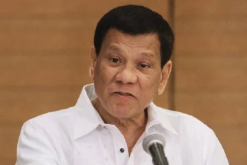 சர்வதேச குற்றவியல் நீதிமன்றம் அதிரடி... முன்னாள் ஜனாதிபதி ஒருவர் விமான நிலையத்தில் கைது