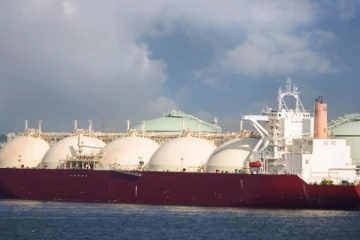 ගෑස් තොග රැගත් නැව් සඳහා ගෙවීම් සිදු කරයි