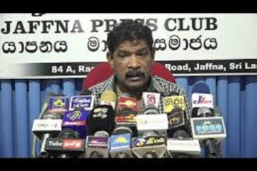 இந்தியா மற்றும் சீனாவிற்கு  நாட்டை தாரைவார்த்துக் கொடுக்கும் ராஜபக்ஷாக்கள்!