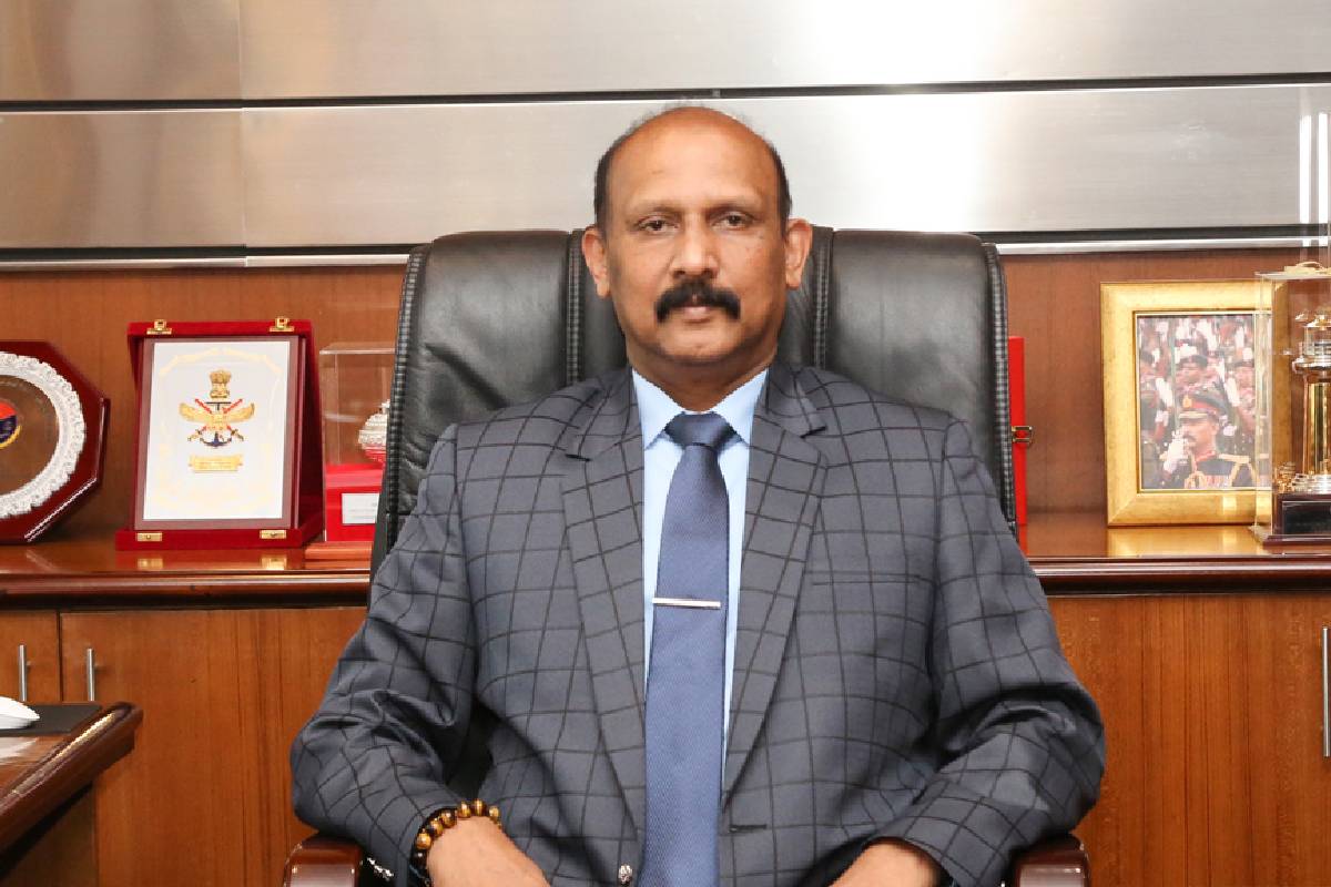 தேர்தல் மேடைகளில் போர் வீரராக தன்னை முன்னிறுத்திய கோட்டாபயவின் உண்மை முகம் நீதிமன்றத்தில் அம்பலம் | Sarath Fonseka Talk About Gotabaya Rajapaksa