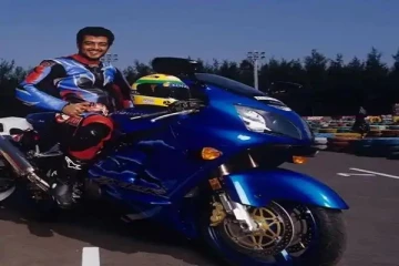 பத்தாயிரம் கிலோ மீட்டர் வண்டி ஓட்டி வந்த தல அஜித்.. வேற லெவல்.. செம மாஸ்