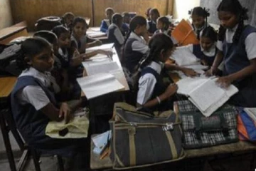 பிப்ரவரி 1-ம் தேதி முதல் தமிழகத்தில் பள்ளிகள் திறப்பு ?