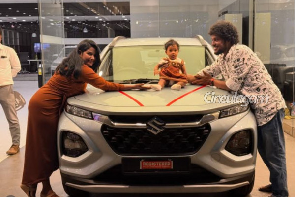 கிறிஸ்துமஸ் தினத்தில் புதிய கார் போட்டோ வெளியிட்ட சீரியல் நடிகை கேப்ரியல்லா... | Serial Actress Gabrella Sellus Shares Her New Car