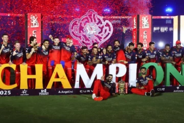 வெற்றிபெற்ற RCB அணிக்கு பரிசுதொகை இத்தனை கோடிகளா