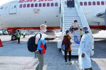 இலங்கைக்கு செல்லவேண்டாமென முக்கிய நாடுகள் அறிவுறுத்து!