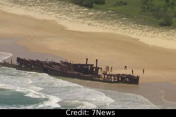 அவுஸ்திரேலியாவில் காட்டு நாய்கள் சூழ சுயநினைவிழந்து கிடந்த கனேடிய பெண்: உடற்கூறு ஆய்வறிக்கை வெளியானது | Autopsy Of Canadian Girl Death In Australia Beach