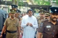 சரண குணவர்தனவின் தண்டனையை குறைப்பதாக இலஞ்சம் பெற்ற நீதிமன்ற உதவியாளருக்கு நேர்ந்த கதி