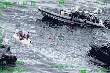 புலம்பெயர முயன்றவர்களின் படகு கவிழ்ந்து விபத்து: 11 பேர் பரிதாபமாக உயிரிழப்பு