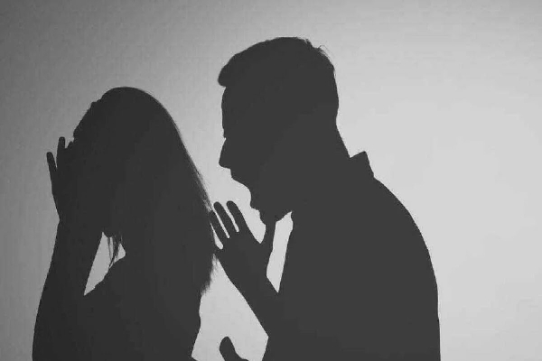 மனைவியின் கத்திகுத்தில் படுகாயமடைந்த கணவனான சிவில் பாதுகாப்பு அதிகாரி | Husband Injured Wife Knife Attack மனைவியின் கத்திகுத்தில் படுகாயமடைந்த கணவனான சிவில் பாதுகாப்பு அதிகாரி | Husband Injured Wife Knife Attack