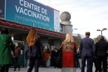 பிரான்சில் யார் எல்லாம் கொரோனா 3-வது தடுப்பூசி போட்டுக் கொள்ளலாம்? வெளியான முழு விபரம்