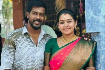 சமீபத்தில் பிறந்த தனது மகளை வைத்து அழகிய போட்டோ ஷுட் நடத்தியுள்ள சீரியல் நடிகை காயத்ரி- கலக்கல் க்ளிக்ஸ்