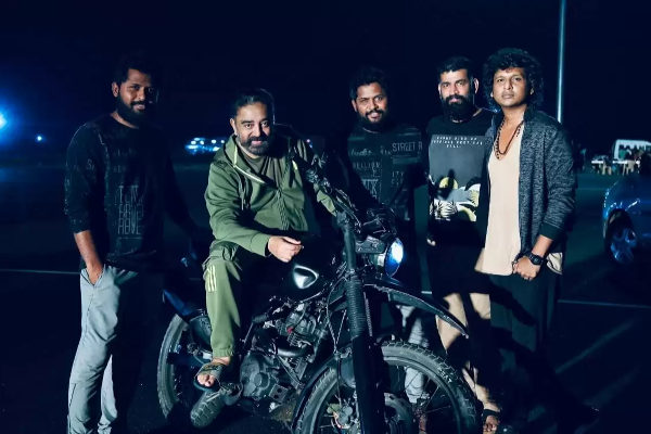 படப்பிடிப்பின்போது செம மாஸாக லுக் கொடுத்த கமல் - வைரல் புகைப்படம் | Cinema Kamal Vikram Movie Viralnews