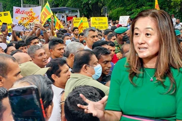 ஆர்ப்பாட்டங்கள் தொடர்பில் அமெரிக்க தூதுவர் விடுத்துள்ள கோரிக்கை (Photos)