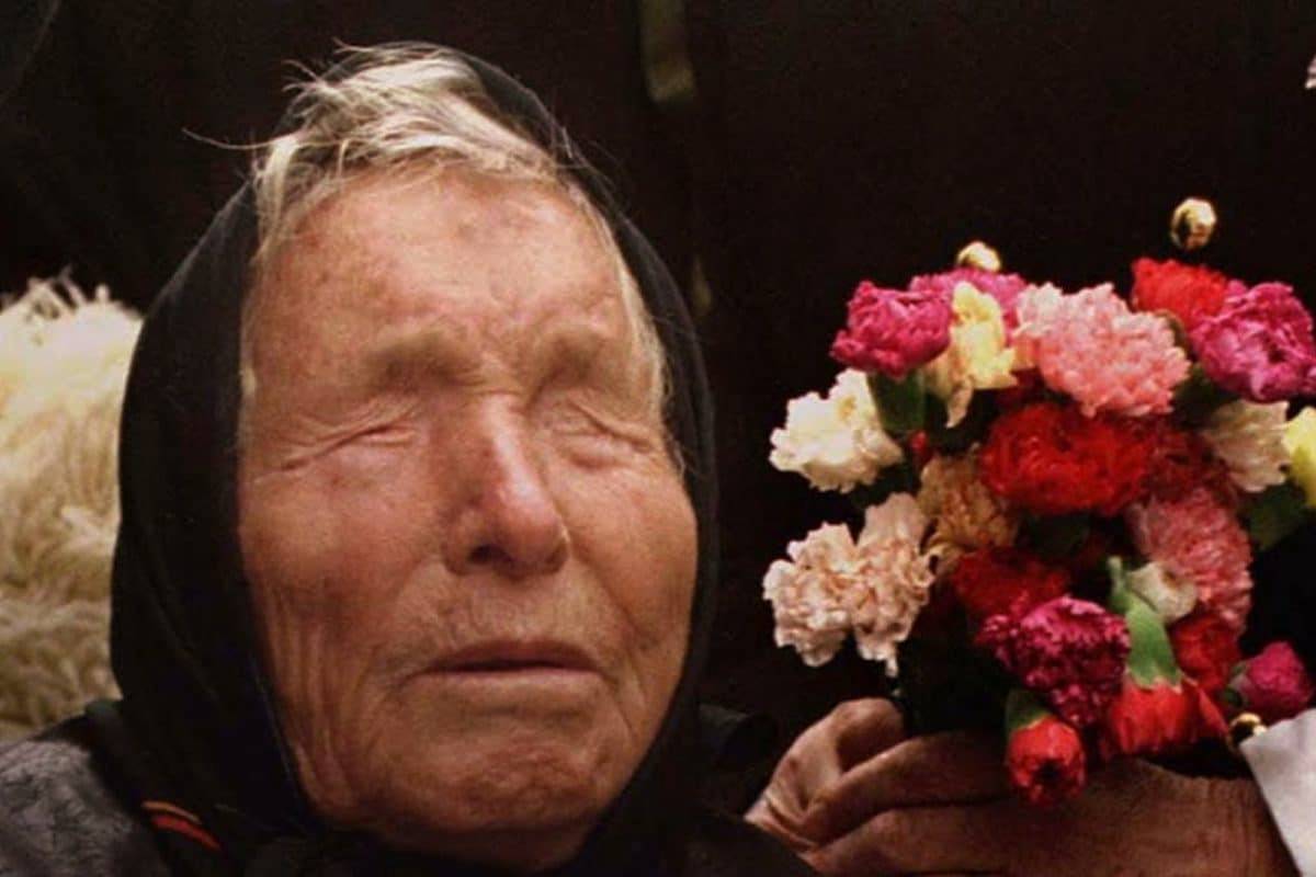 பாபா வங்காவின் பகீர் கணிப்பு - மனித இனத்திற்கு வரும் ஆபத்து... வறுமையின் உச்சமா? | Baba Vanga Prediction About Gold 2026 Ai பாபா வங்காவின் பகீர் கணிப்பு - மனித இனத்திற்கு வரும் ஆபத்து... வறுமையின் உச்சமா? | Baba Vanga Prediction About Gold 2026 Ai