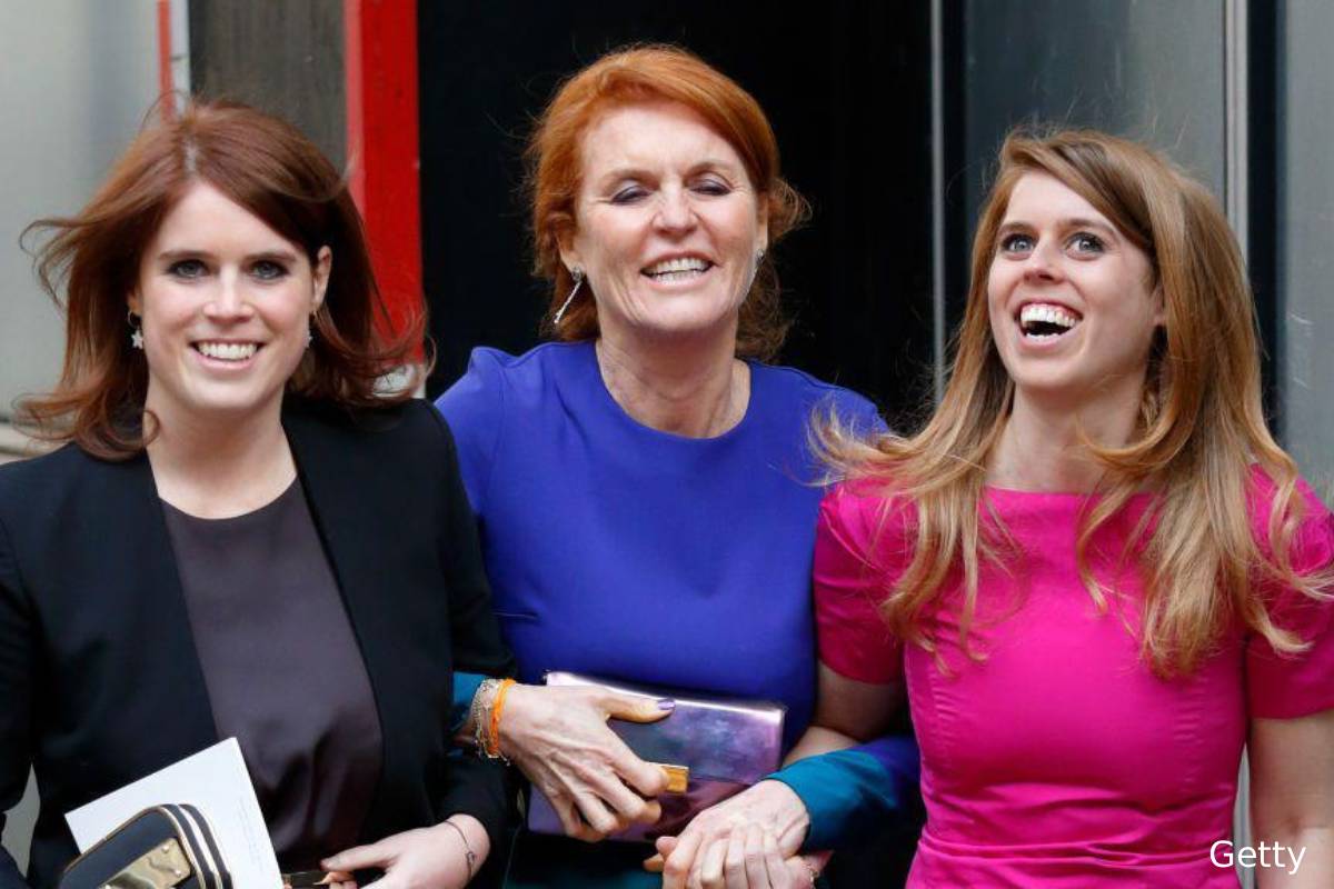 இளவரசர் ஆண்ட்ரூவின் மகள்களுக்கு ஒரு எச்சரிக்கை செய்தி | Princess Beatrice Eugenie Warning As Palace Quiet