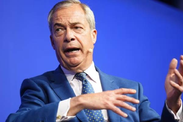 ட்ரம்பின் மிகப்பெரிய ஆதரவாளரை பிரித்தானியாவின் பிரதமராக்க ரகசிய திட்டம்: MAGA இயக்கம் தீவிரம் | Trump Behind Nigel Maga Plot