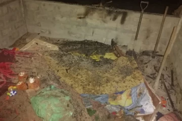 யாழ்ப்பாணத்தில் வீட்டுக்கு தீவைத்த வன்முறை கும்பல்