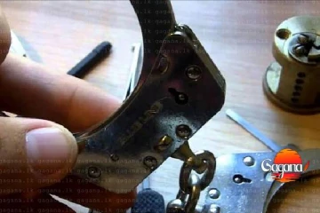 ASPට හා කාන්තා පොලිස් සැරයන්වරියකට වැඩ වරදී