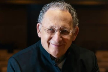 கனடாவில் சாலை விபத்தில் சிக்கிய மேஸ்ட்ரோ: அதிர்ச்சியில் ரசிகர்கள்