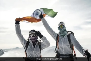 எவரெஸ்ட் இரட்டையர்கள்... சுவிட்சர்லாந்தில் சாதித்த இந்திய இளம்பெண்கள்