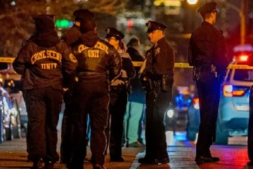 அமெரிக்காவில் மர்மமான முறையில் உயிரிழந்து கிடந்த மாணவன்!