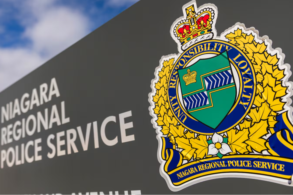 கனடாவில் 17 வயது சிறுமியை தாக்கிய 15 வயது சிறுமி கைது | Girl Assaulted At St Catharines Park