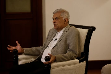 பல பிரச்சினைகளுக்கு பிரதமரால் தீர்வுகளை வழங்க முடிந்துள்ளது - வஜிர அபேவர்தன