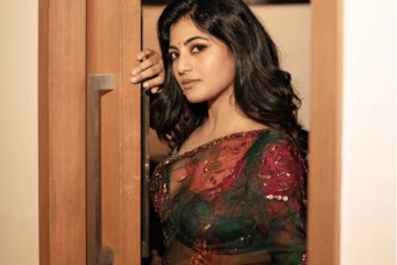 ட்ரான்ஸ்பரண்ட் சேலையில் நடிகை கயல் ஆனந்தி அழகிய போட்டோஷூட்