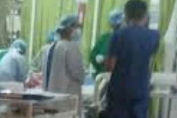 හදිසියේම පාසල් සිසුන් 42ක් අසනීප වීම හේතුවෙන් රෝහල්ගත කෙරේ..