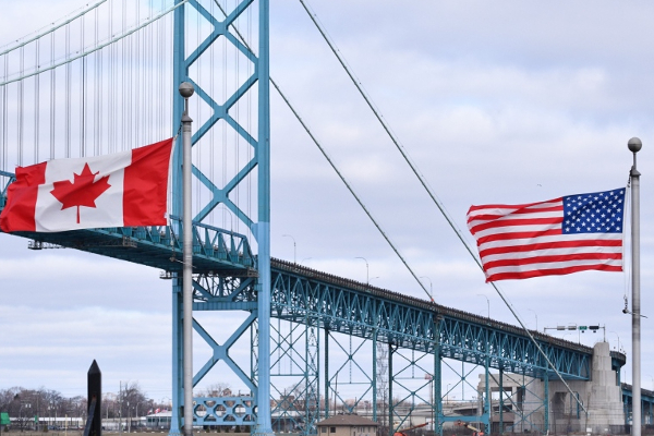 அமெரிக்க ஹெச்-1பி வைத்திருப்போரை அழைக்கும் கனடா! | Canada Invites Us H 1B Holders