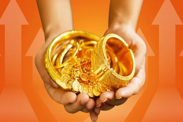 நகை அடகு வைக்கும் நிறுவனங்களில் குவியும் பெருந்தொகை மக்கள் | Gold Pawning Rates Today Gold Loan Amount In Banks