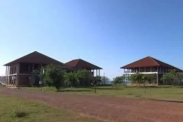 கீரிமலை ஜனாதிபதி மாளிகை கூறு விலையில் வெளியாருக்கு!