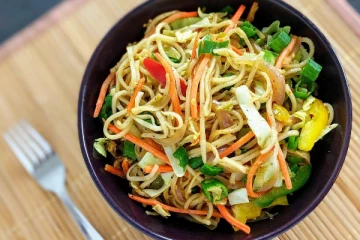 நூடுல்ஸால் ஏற்பட்ட பிரச்சினை! இறுதியில் விவாகரத்து பெற்று பிரிந்த கணவன் மனைவி