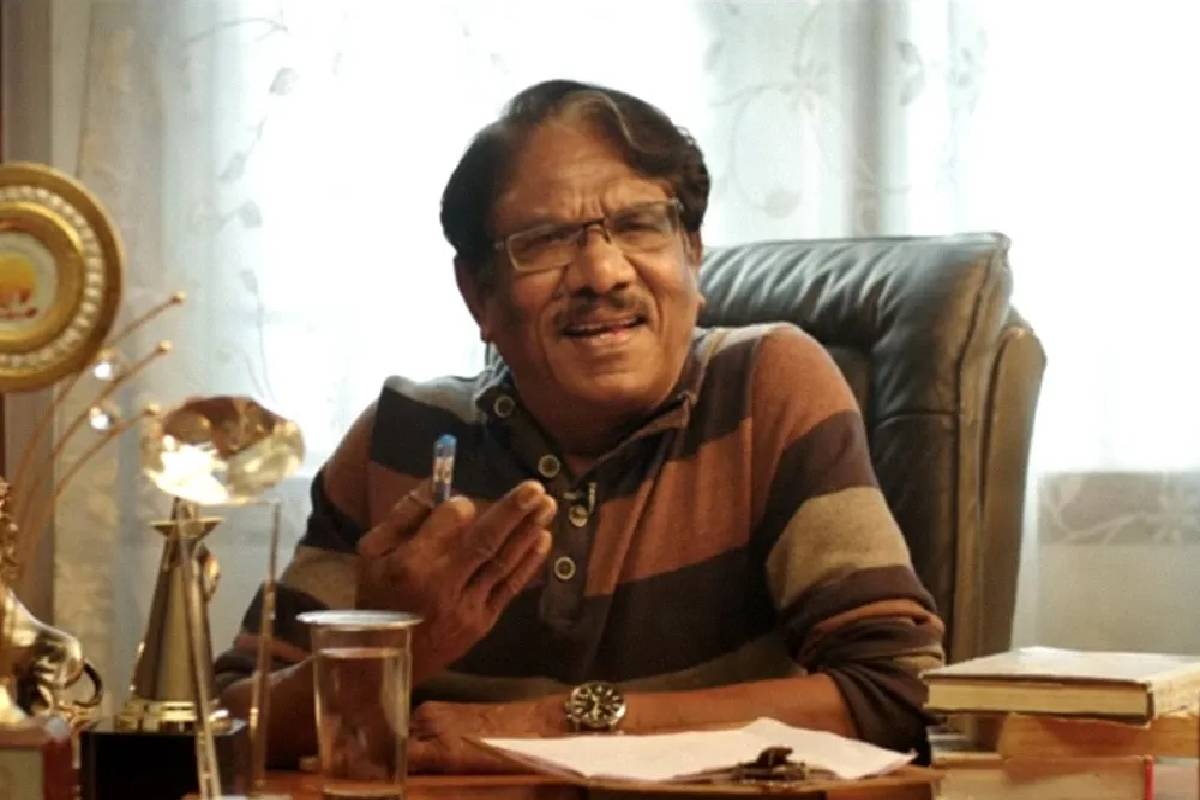 மறைந்த இயக்குநர் இமயம் பாரதிராஜாவின் கடைசி நடிப்பு ‘புலவர்’ : ரிலீஸ் எப்போது? | Bharathiraja S Last Movie Pulavar Release Date மறைந்த இயக்குநர் இமயம் பாரதிராஜாவின் கடைசி நடிப்பு ‘புலவர்’ : ரிலீஸ் எப்போது? | Bharathiraja S Last Movie Pulavar Release Date