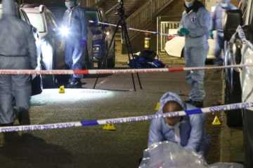 வடமேற்கு லண்டனில் துப்பாக்கிச்சூடு; பெண் உயிரிழப்பு