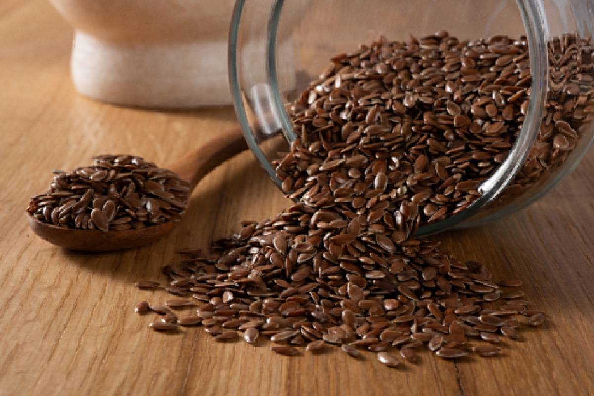 உடலில் உள்ள கொழுப்பை கரைக்கணுமா? ஆளி விதையை இப்படி சாப்பிடுங்க! | How To Use Halim Seeds For Weight Loss