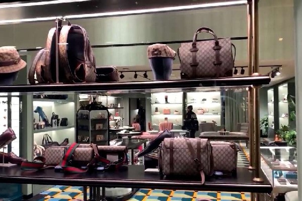 கனடாவில் இந்தப் பகுதியில் திருட்டுச் சம்பவங்கள் அதிகரிப்பு | Retail Thefts On The Rise Becoming More Violent