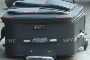 அடையாளம் காணப்பட்டது பயணப் பையிலிருந்து பெண்ணின் சடலம்