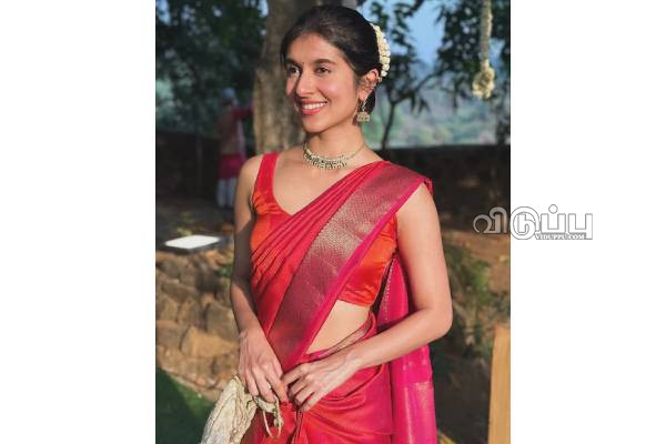 துப்பாக்கி படத்தில் விஜய் தங்கையாக நடித்தவரா இது? இப்படி மாறிட்டாரே! | Vijay Movie Actress Recent Photos Goes Viral