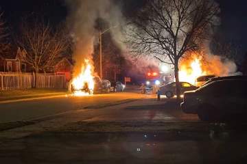 பிராம்ப்டனில் மூன்று டிரக்குகள் தீக்கிரையான சம்பவம் குறித்து விசாரணை