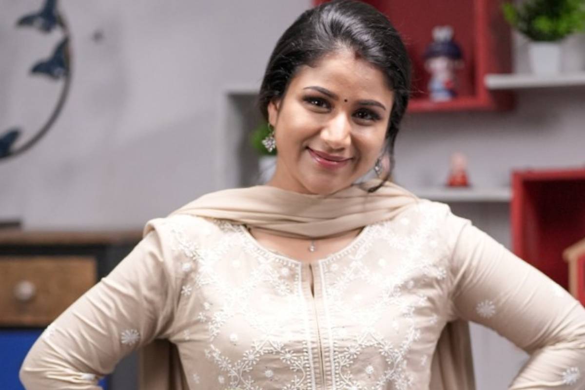 சீரியல் நடிகை ஆல்யா மானசாவா இது, 11வது படிக்கும் போது எப்படி உள்ளார் பாருங்க.... போட்டோஸ் | Serial Actress Alya Manasa 11Th Std Photos